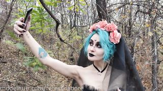 Halloween Cosplayes lány análba dugva