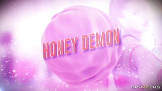 Honey Demon a fullos fitt milf anyuci