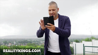 Reality Kings - Cherry Kiss hátsó bejárata alaposan megrakva