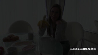 Its POV - Athina Love a magyar pornósztár nőci popóba dugva