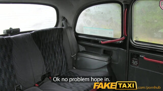 FakeTaxi - Csöcsös szöszi a sofőrrel szexel