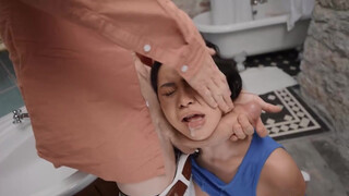 Brazzers - Angel Youngs segglyuka elbírja a kárót
