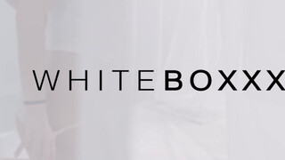 WhiteBoxxx - Zazie Skymm a magyar csaj seggbe tolva