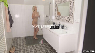 Nathaly Cherie picsája és popsikája is meghágva